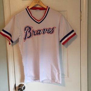 Braves jersey shirt size small